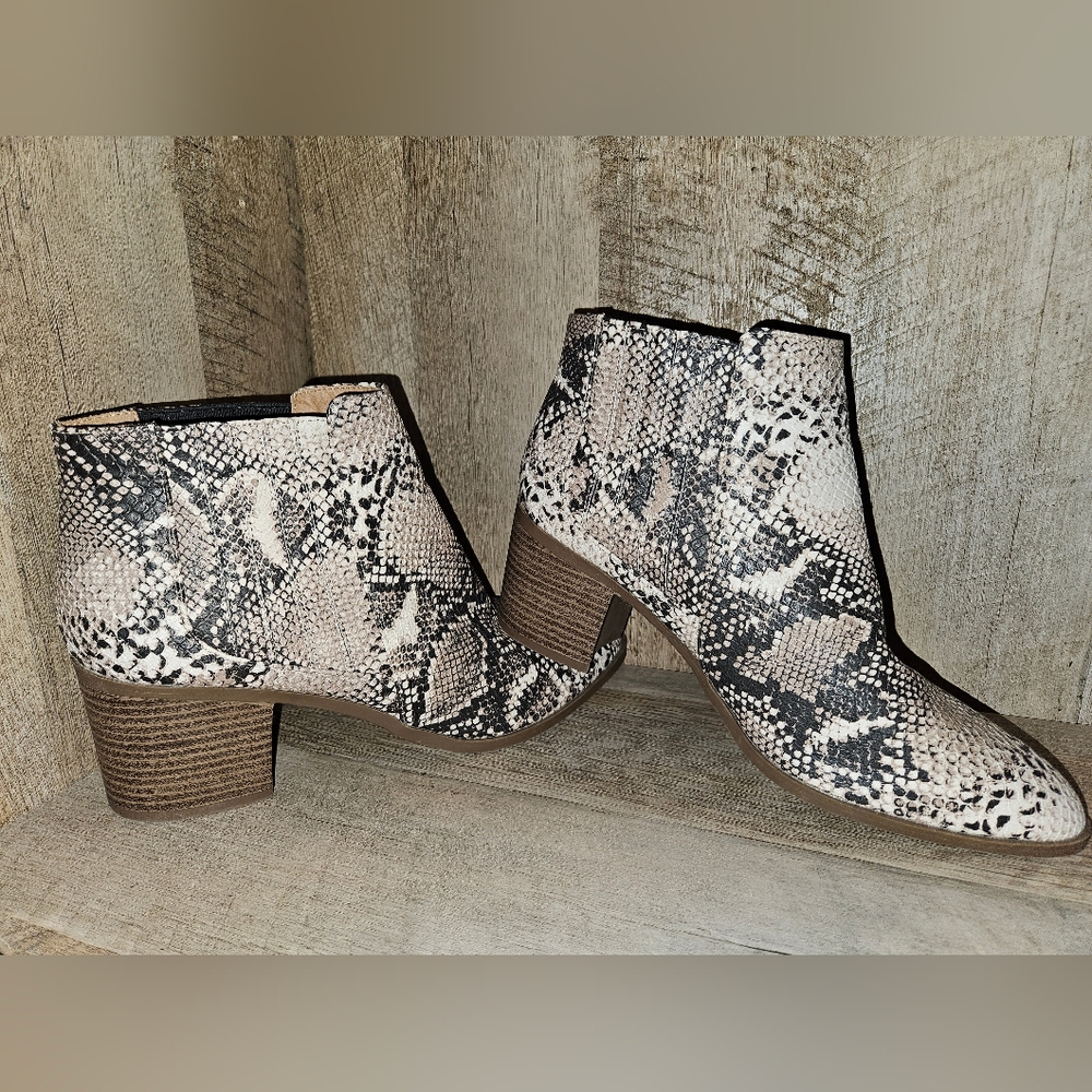 Maurice's Snakeskin boot